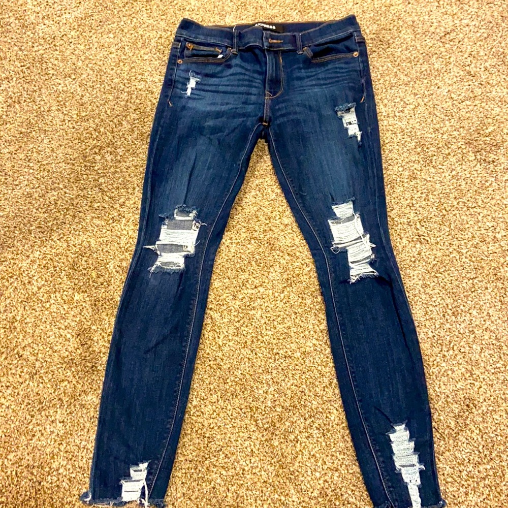 Dark denim skinny jeans